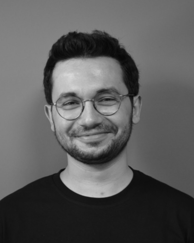 Mehmet Karakose — Black & white · portrait 4:5